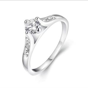 Gleaming Silver plated Zircon Ring